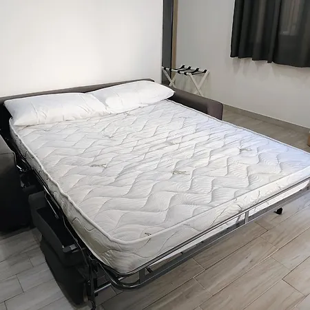 Πανσιόν Salvo 7